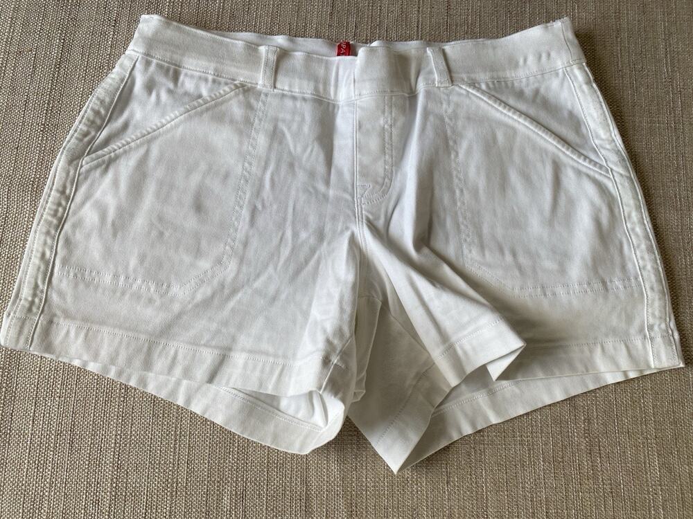 Spanx Bermuda Shorts White L Classic mid-rise stretch shorts